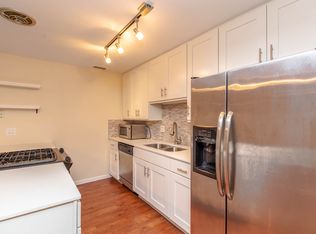633 W Arlington Pl #633GF, Chicago, IL 60614