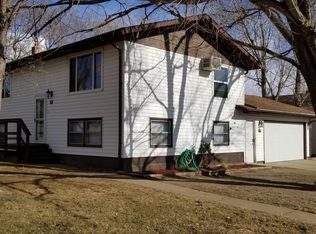 1496 2nd Ave E, Dickinson, ND 58601