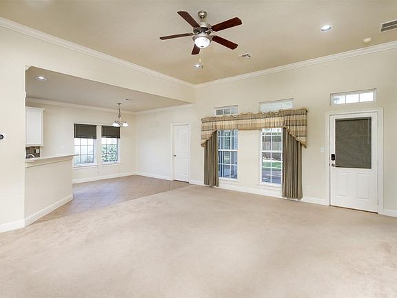5th image of 7835 Windchase Dr