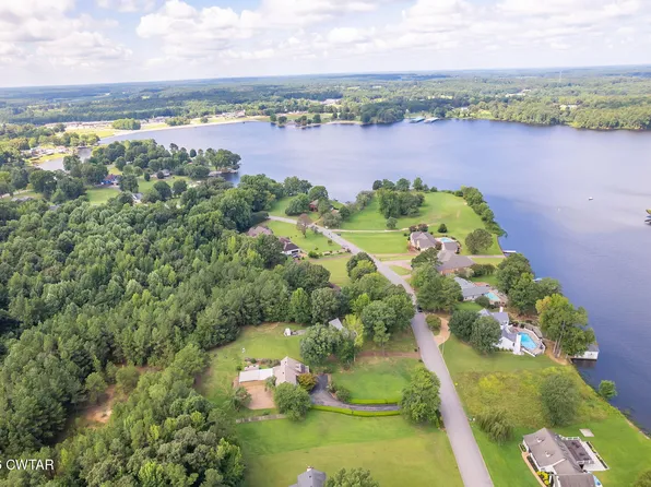336 Eastern Shores Sr Dr, Lexington, TN 38351