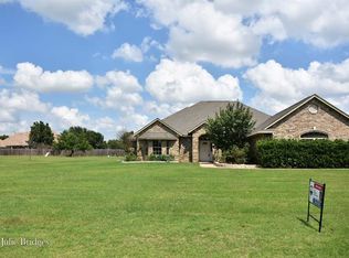 13 NW Country Meadow Rdg, Lawton, OK 73505