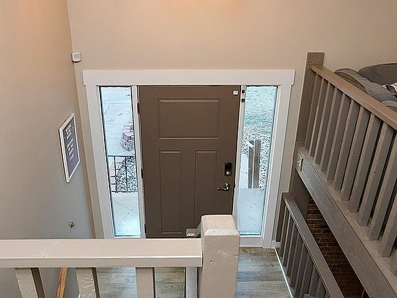 4th image of 7522 Washington St