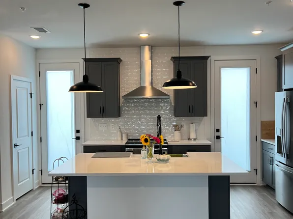 (undisclosed Address), Upper Marlboro, MD 20774