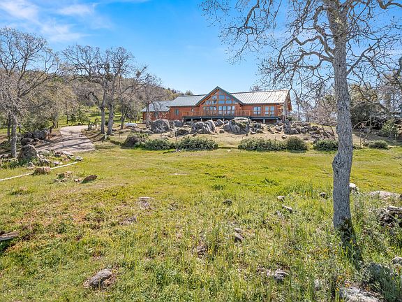 3rd image of 37678 Cardinal Ln