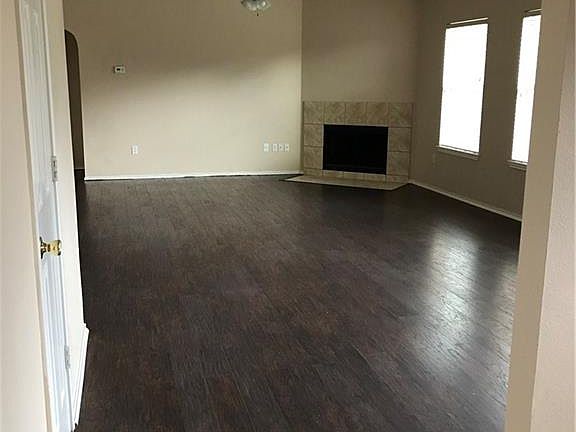 2nd image of 2141 Parkside Dr