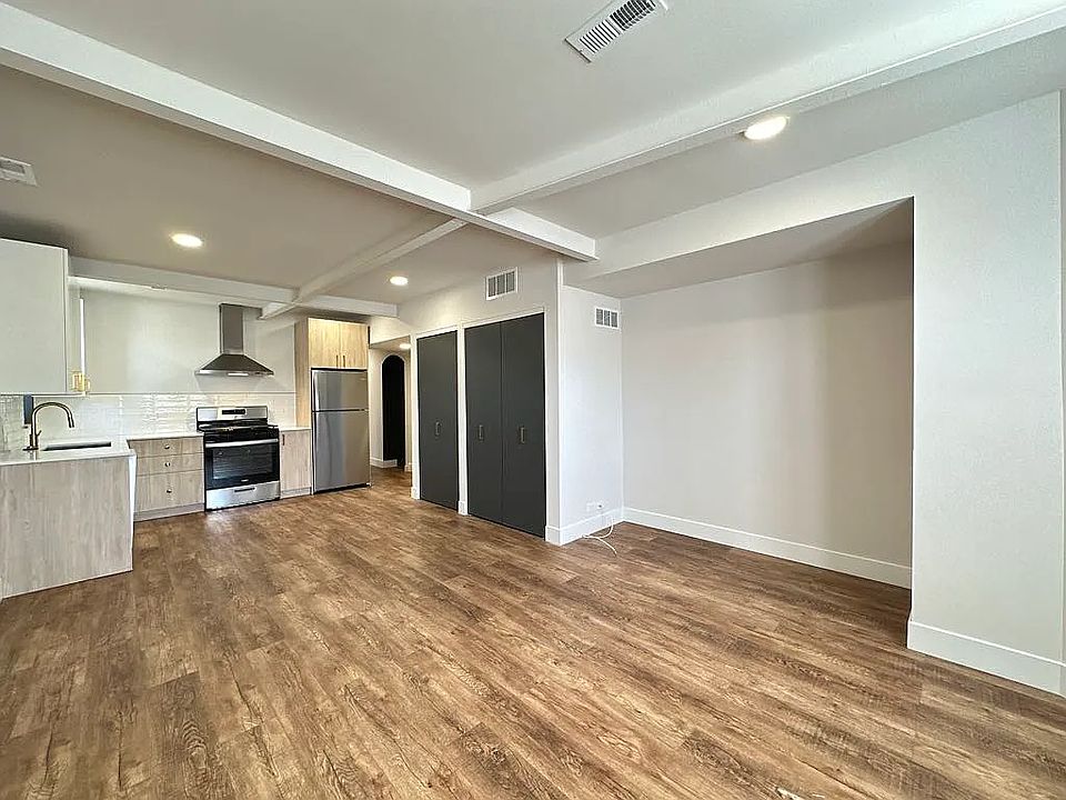 1st image of 3056 W Franklin Blvd #Gh