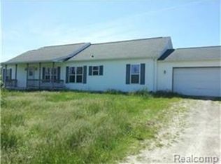 10073 Bryce Rd, Avoca, MI 48006