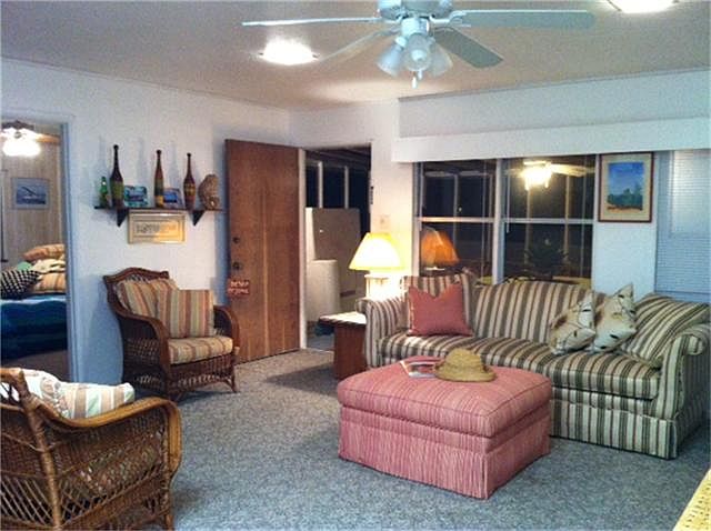 1st image of 3917 4th St