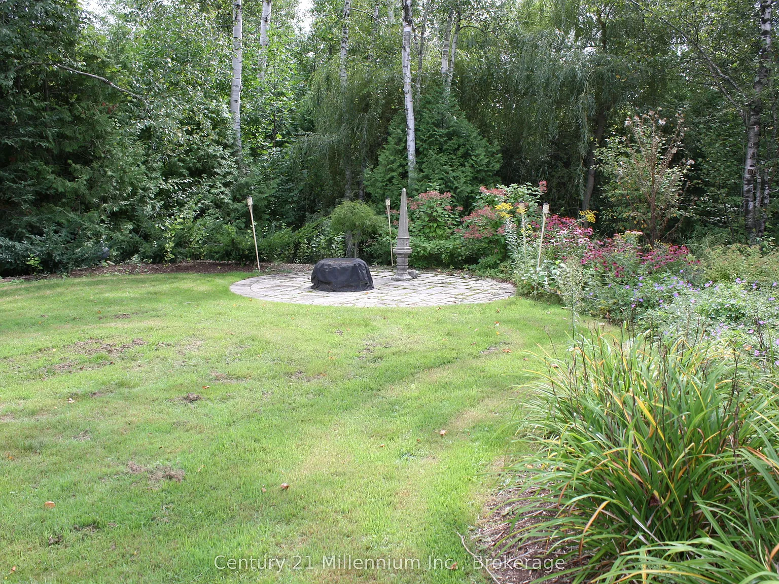 3 bed, $2,500 — Photo 3