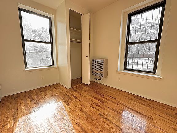 5th image of 71 W 109th St APT 1C
