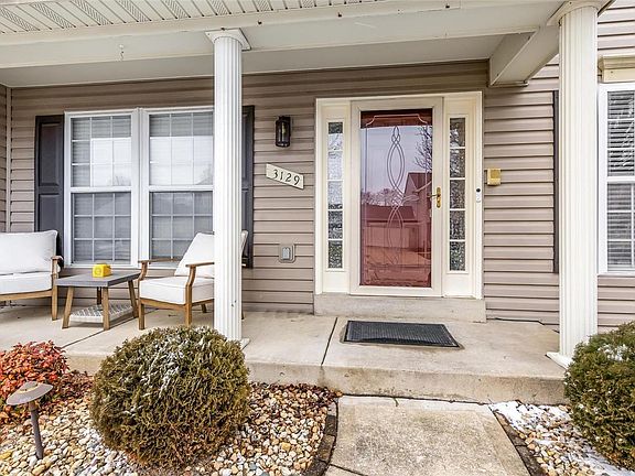 2nd image of 3129 Meadow Pass Dr