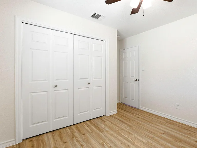 823 N Commerce St #A — Photo 23