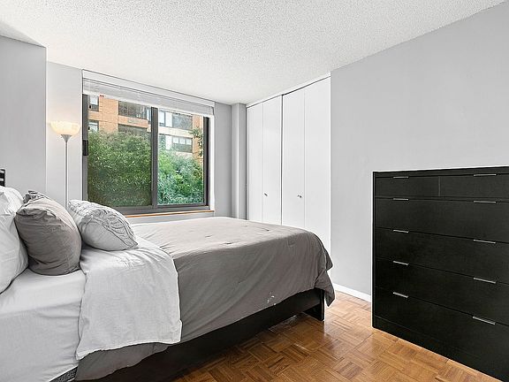 5th image of 2 S End Ave APT 3M
