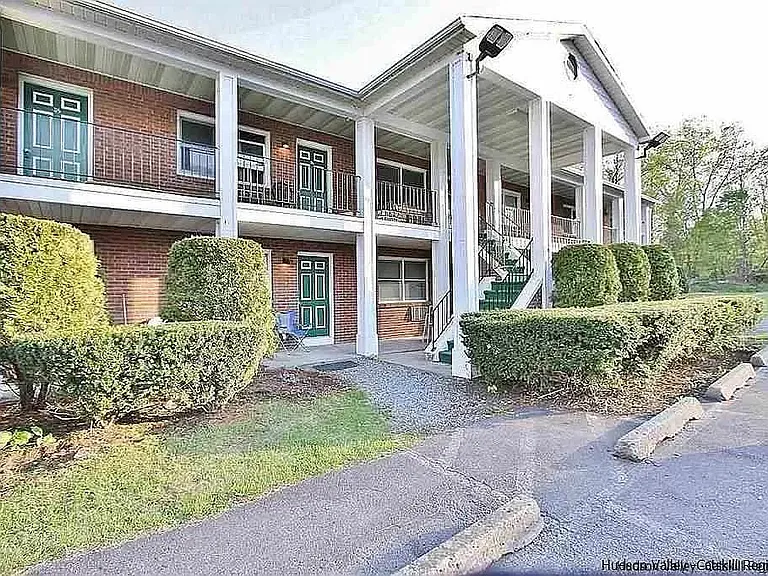 1037 Aquetuck Rd #30-41 — Photo 3