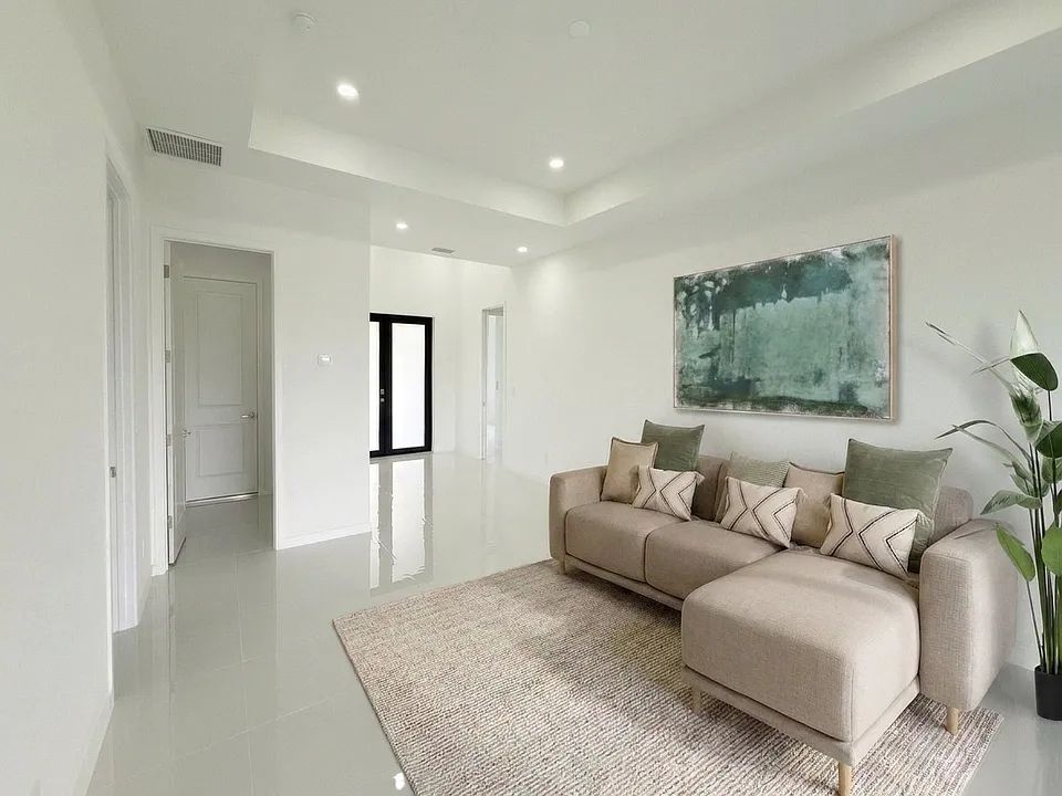 4332 NW 32nd St