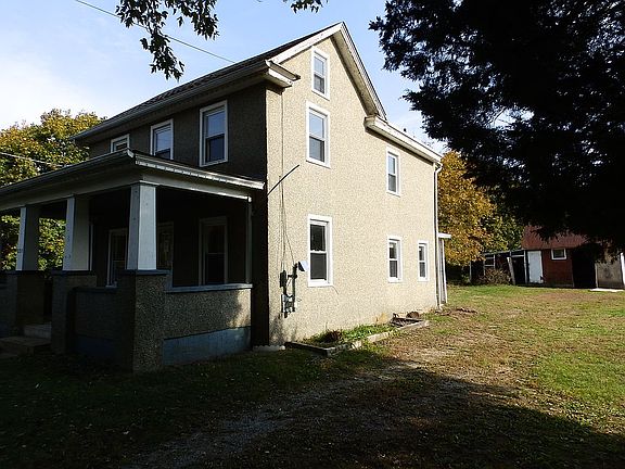 4th image of 321 Ewan Rd