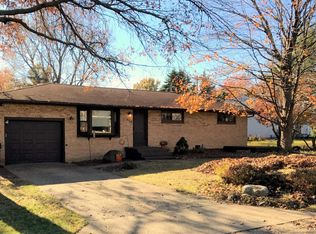 617 Richards Ln, Champaign, IL
