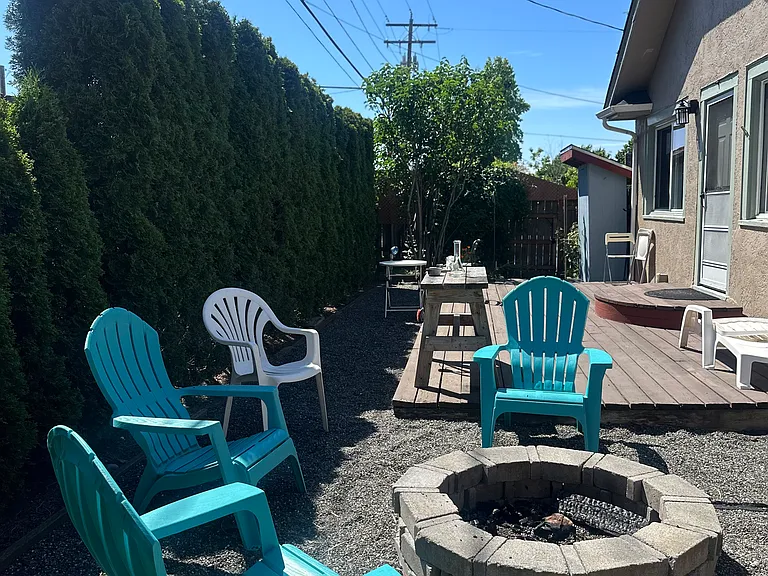 1401 Lakeway Dr #A — Photo 5