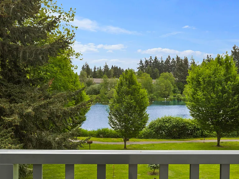 Ovation at Paine Field 55+ Senior Community — Photo 66