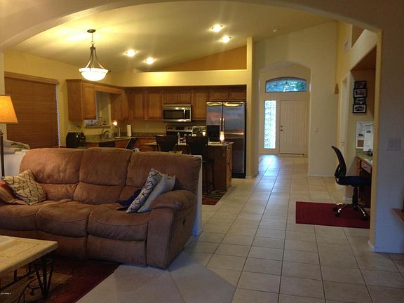2nd image of 11118 W Wilshire Dr