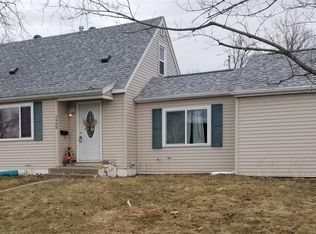 1900 Chandler St SW, Cedar Rapids, IA 52404