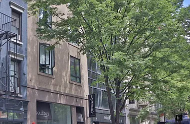 Rented by R New York