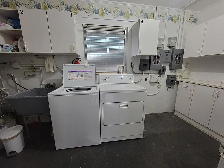 513 Manatee Court — Photo 13