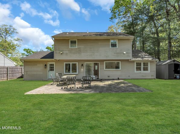 2261 Huckleberry Road, Manchester, NJ 08759