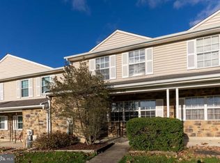 446 Devon Ct, Downingtown, PA 19335