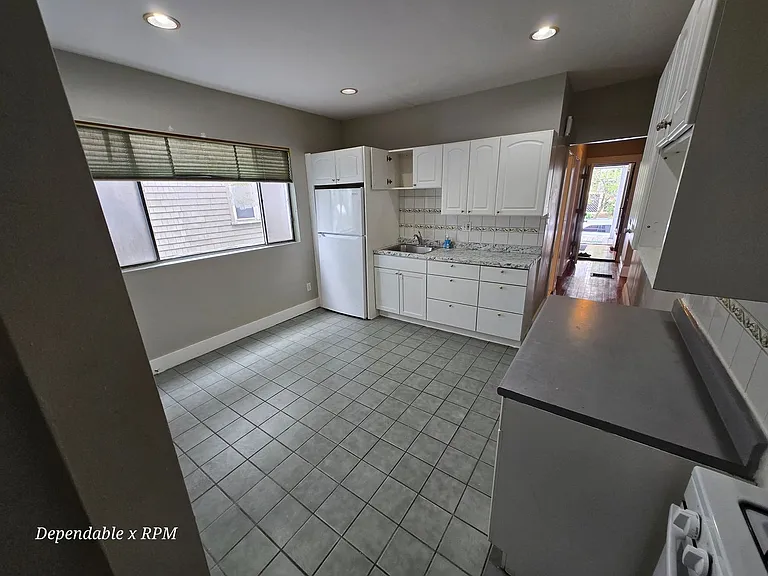 6 Althea St #1 — Photo 12