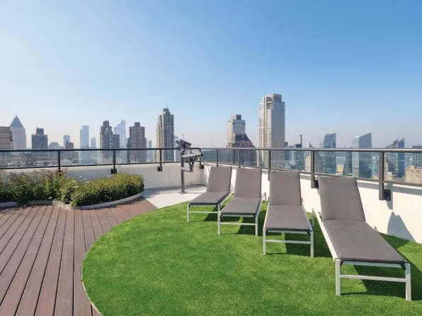 60 West 66th Street image 6 of 30