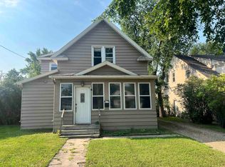 202 8th Ave SE, Minot, ND 58701
