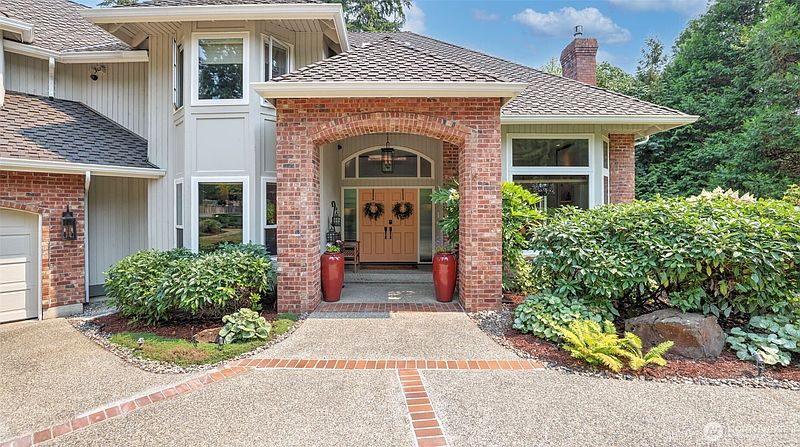 2nd image of 15336 188th Avenue NE
