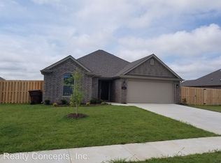 250 Genoa Way, Centerton, AR 72719