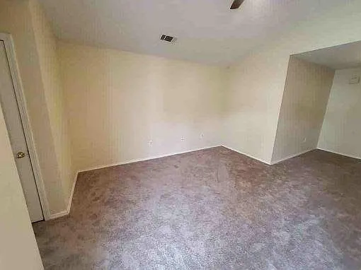 10527 Bay Tree Dr — Photo 4