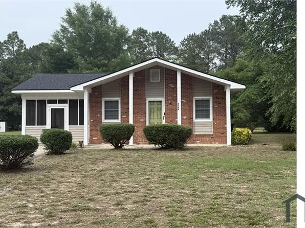 4065 Dudley Rd, Fayetteville, NC 28312