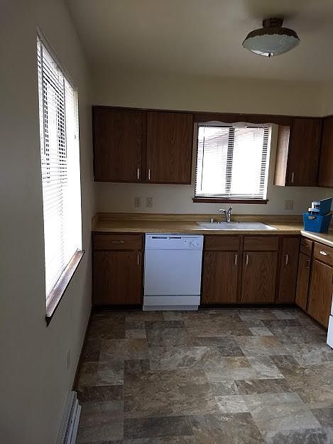 kitchen- newer flooring, dishwasher, disposal