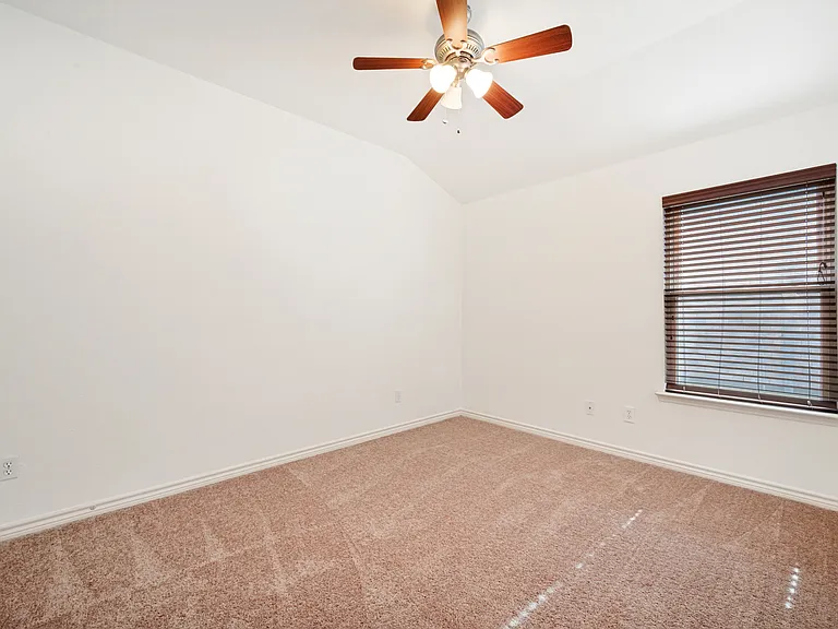 2683 Lake Ridge Dr — Photo 8