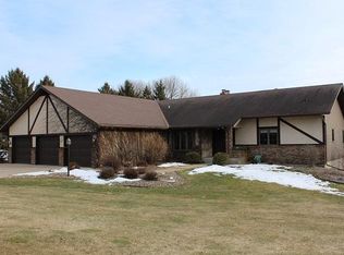 7867 64th St N, Pine Springs, MN 55115