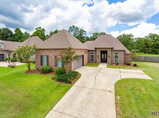 16112 Magnolia Bluff Ct, Baton Rouge, LA 70817