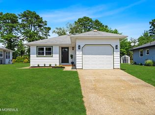824 Jamaica Blvd, Toms River, NJ 08757