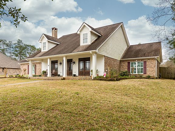 2nd image of 215 W Pineshadows Dr