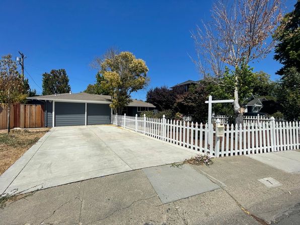 7 Greenwood Pl