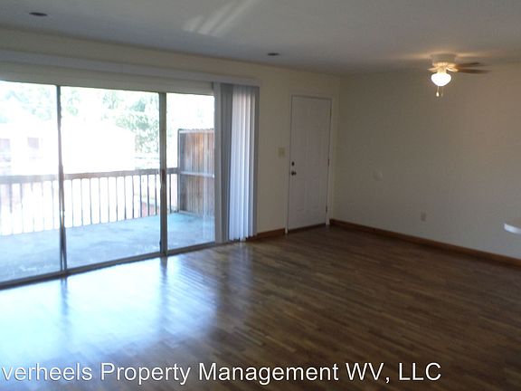 2nd image of 500 13th St APT 103
