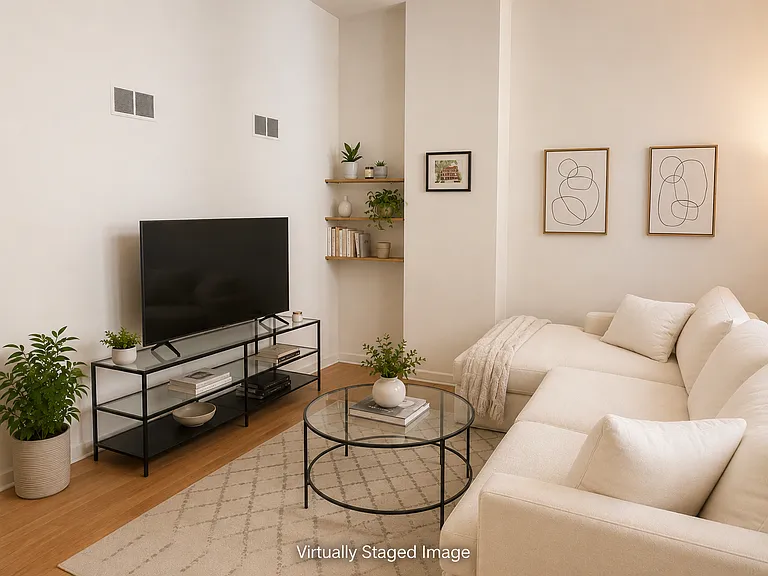 1923 N Sedgwick St #1R — Photo 8