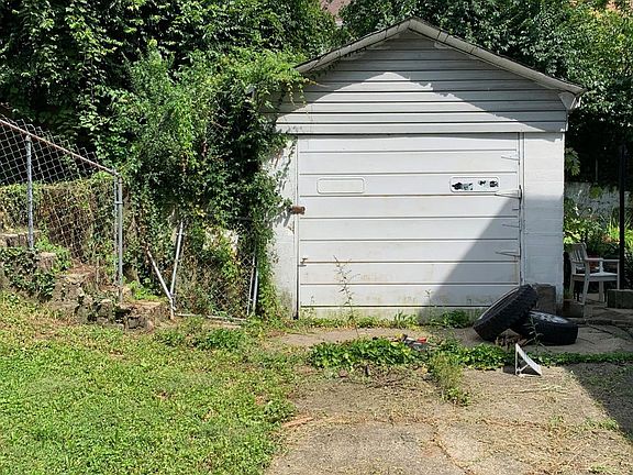 2nd image of 1759 Hopkins Ave