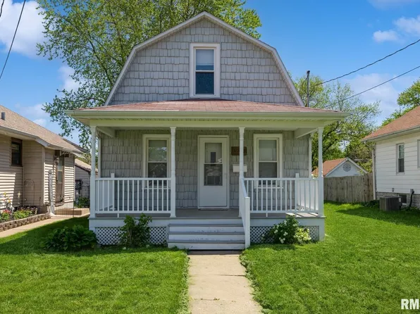 1920 32nd St, Moline, IL 61265