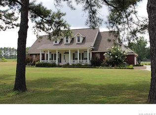 837 Blackberry Rd, Deatsville, AL 36022