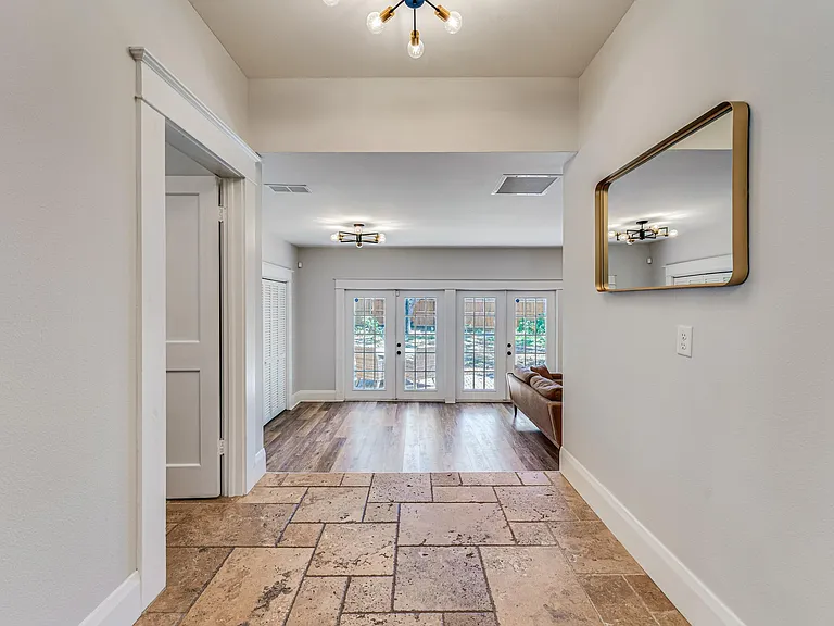 2512 W Palm Dr — Photo 21