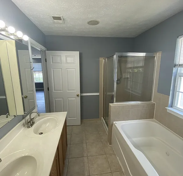 8025 Brookstone Ct — Photo 9